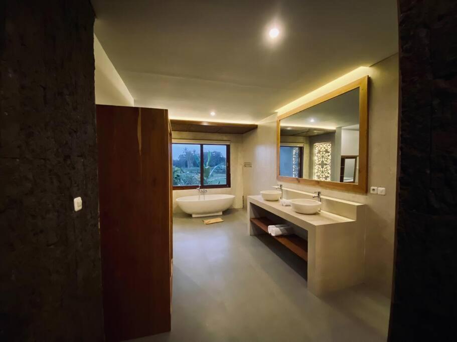 Villa Dewa Dewi 2 Ubud Esterno foto