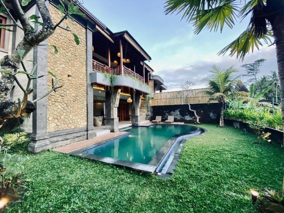 Villa Dewa Dewi 2 Ubud Esterno foto