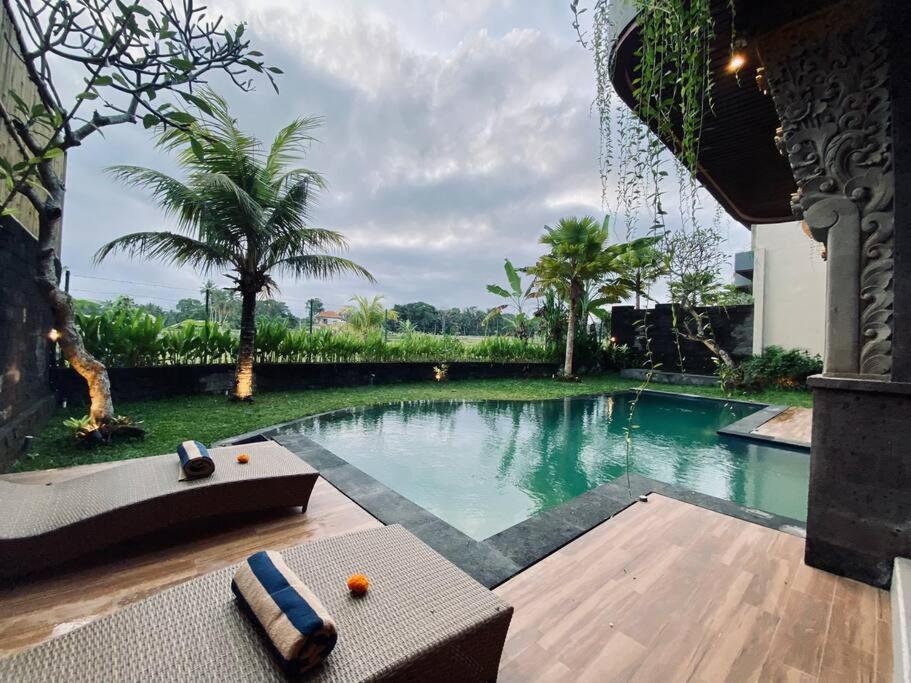 Villa Dewa Dewi 2 Ubud Esterno foto