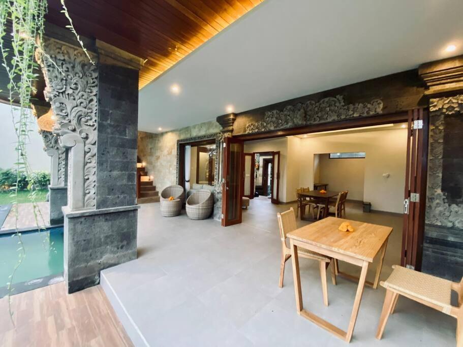 Villa Dewa Dewi 2 Ubud Esterno foto