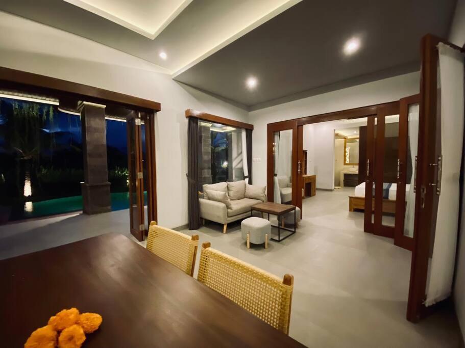Villa Dewa Dewi 2 Ubud Esterno foto